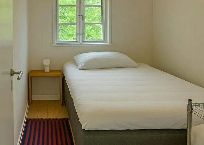 Tatil Evi With Path Near